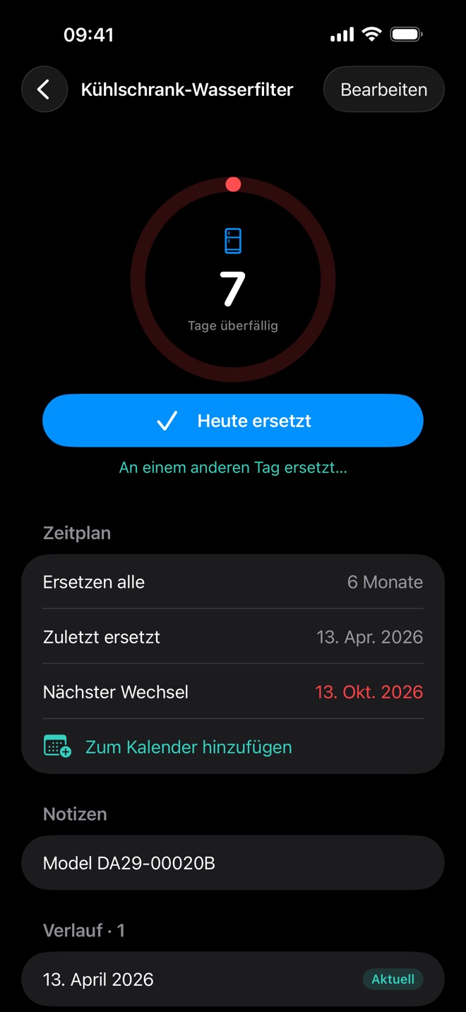 Renew im dunklen Modus mit einem Kühlschrank-Wasserfilter, der seit 7 Tagen überfällig ist